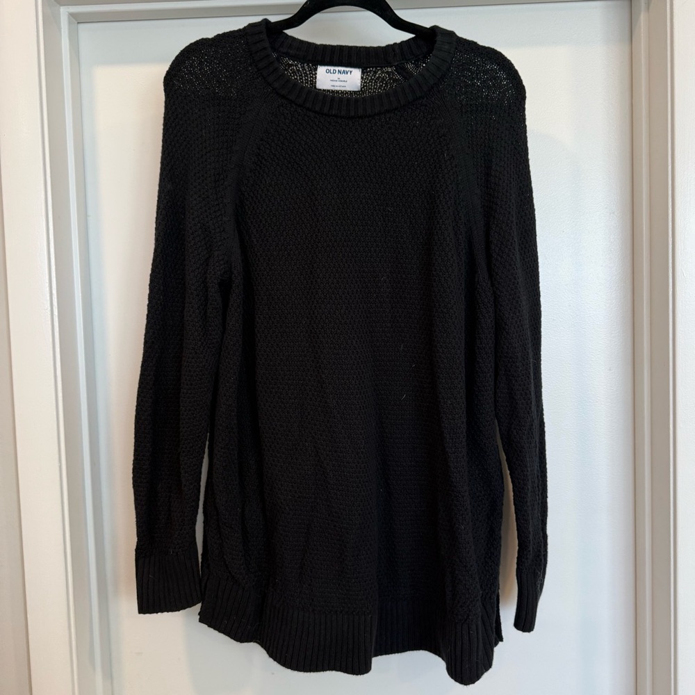 Old Navy Black Women's Tunic Length Knit Sweater